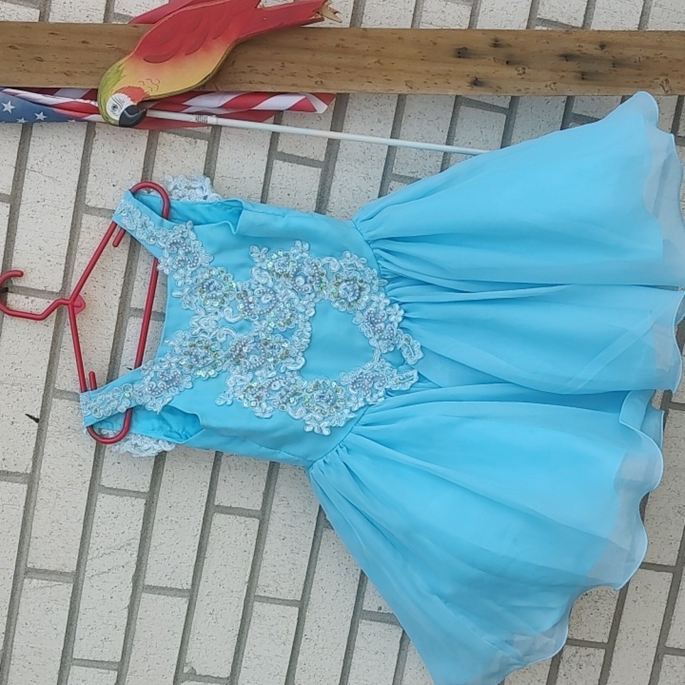 Blue dress - Picture 4 of 14